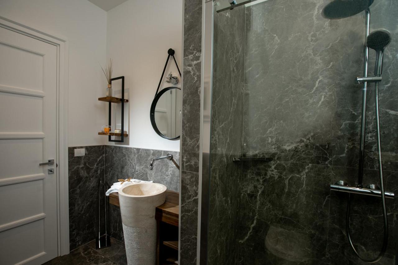 Abate Luxury Interno 3 Apartment Бари Екстериор снимка