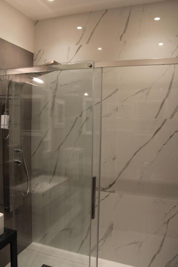 Abate Luxury Interno 3 Apartment Бари Екстериор снимка